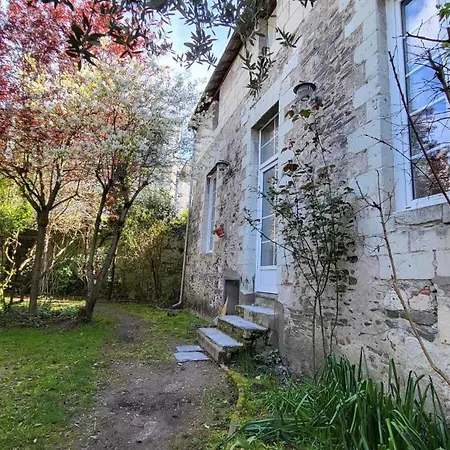 דירה Loire And Baluchon *