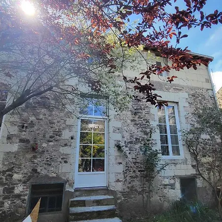 Loire And Baluchon Apartament *