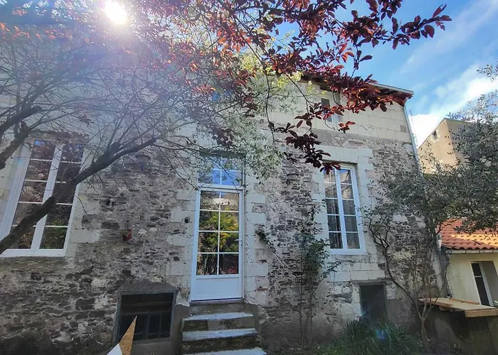 Loire And Baluchon Apartamento *